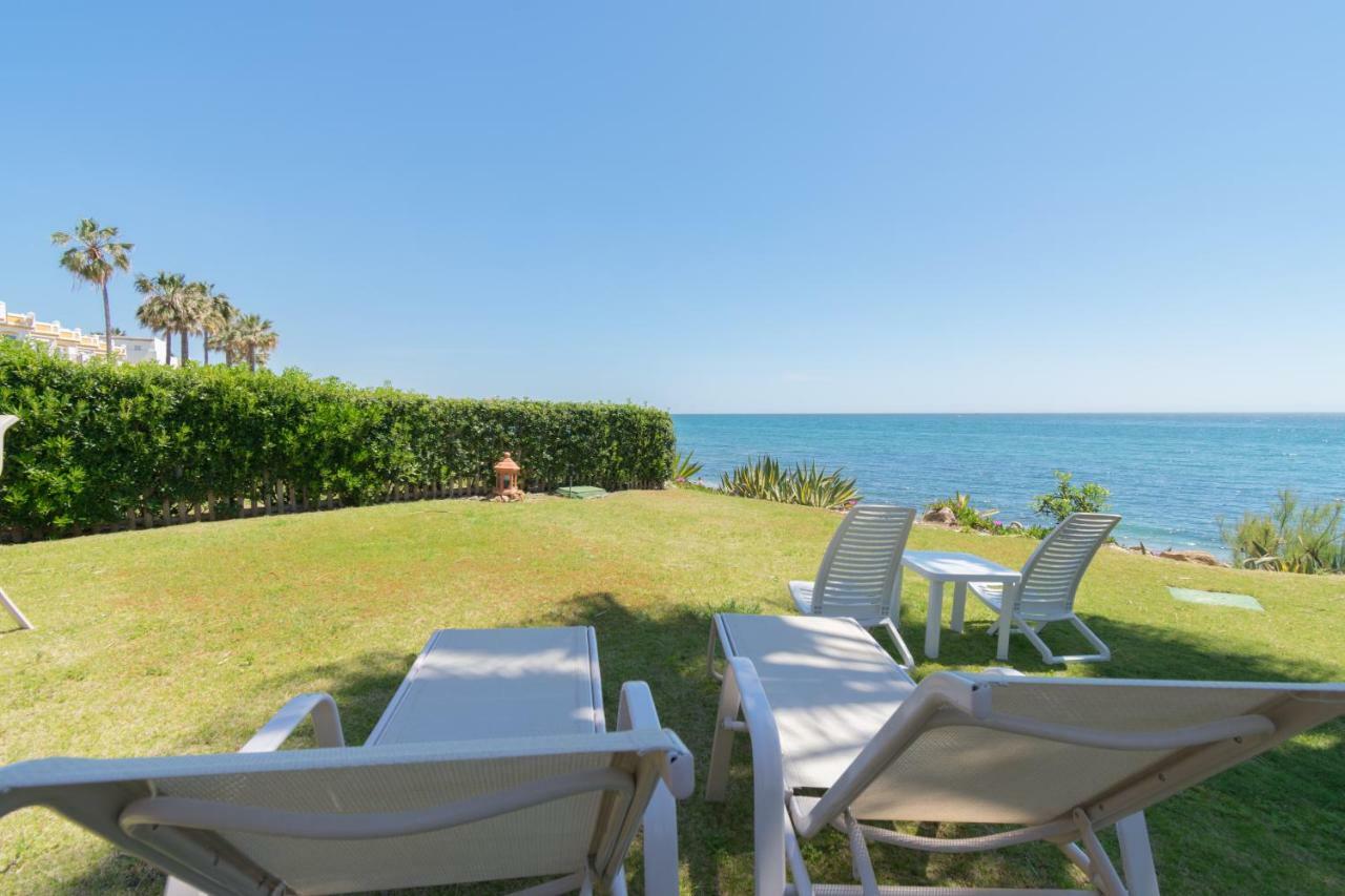 Urb Playa Azul 24 Villa Estepona Buitenkant foto