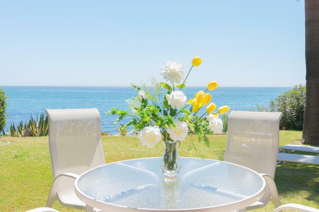 Urb Playa Azul 24 Villa Estepona Buitenkant foto
