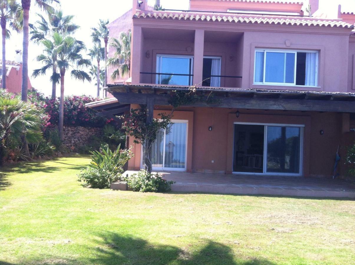 Urb Playa Azul 24 Villa Estepona Buitenkant foto